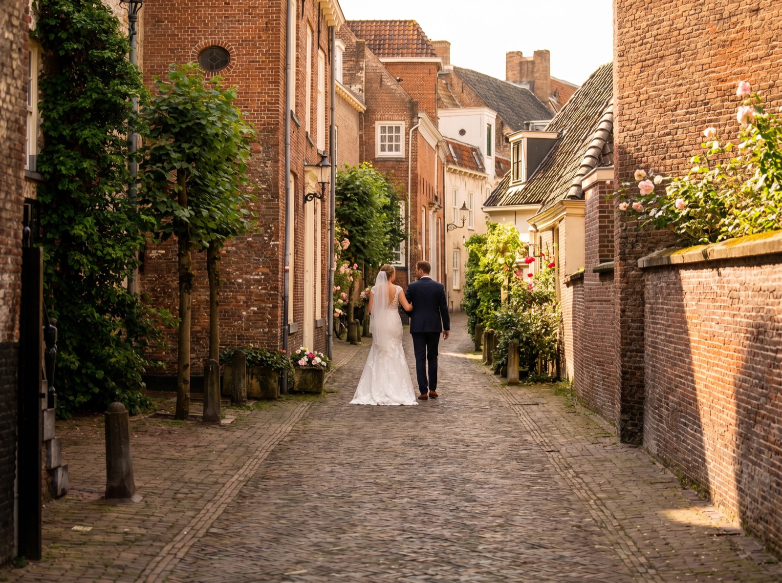 De Muurhuizen in Amersfoort, historische grachtenpanden op het tracé van de eerste stadsmuur